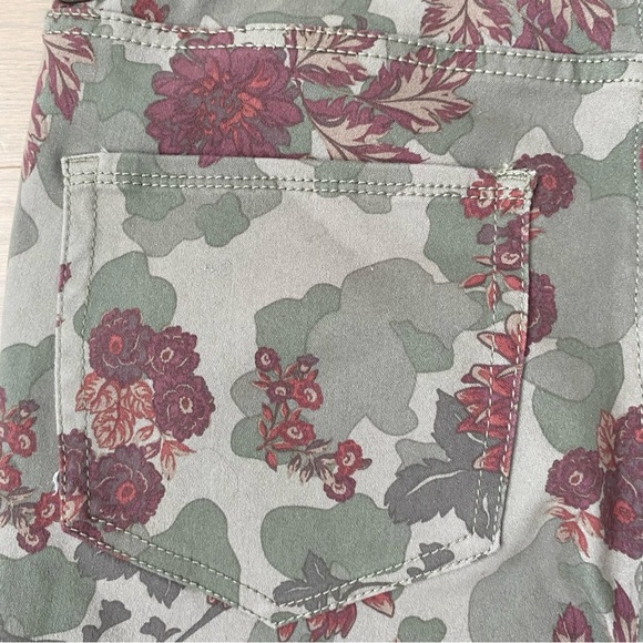 High Rise Floral Jean Leggings - Picture 9 of 15